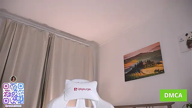 adeles_vibes (F teen) - Take off my bra