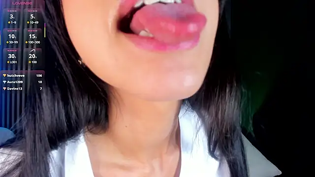 gina_77 (F young) - Sasuke's Cute Cat pose!!🐱