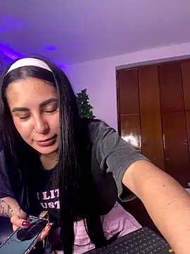 mavi_ec (F young) - ✨Suck finger✨