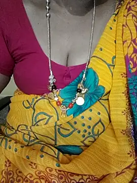 Webcam Model (negatamil)  is live.Free join now!