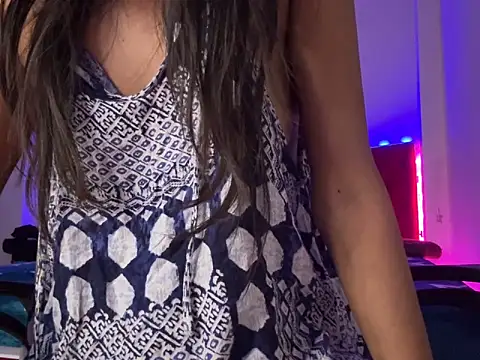 queen_girl_ - Queen_girl_'s free webcam - UK Sex Cams