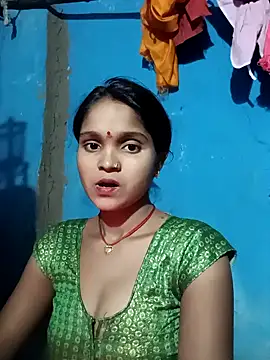 Webcam Model (Harini_Gautam)  is live.Free join now!