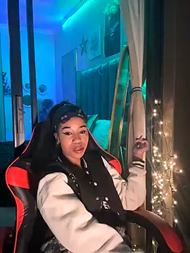 Webcam Model (_Dime_)  is live.Free join now!