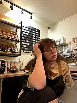 Webcam Model (cinnabon_)  is live.Free join now!