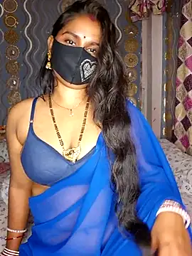 Webcam Model (Sweet-Maddlina)  is live.Free join now!