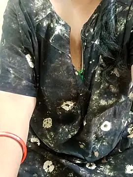 Webcam Model (Tamil-ranjitha18)  is live.Free join now!