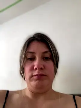 Webcam Model (Abby-LS)  is live.Free join now!