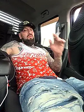 Beardedtattood Live Webcam on Stripchat