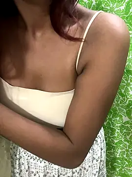 Webcam Model (Lusty_Naina)  is live.Free join now!