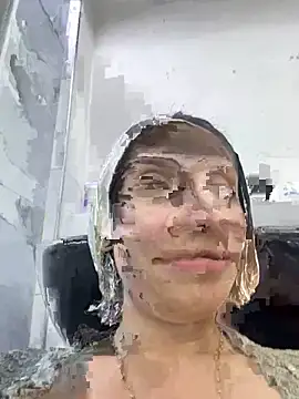 Webcam Model (sarah_honey__)  is live.Free join now!