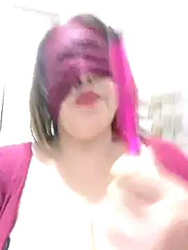 Webcam Model (-Sonbola)  is live.Free join now!