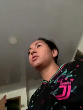 Webcam Model (luna_asss)  is live.Free join now!