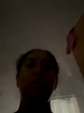 Webcam Model (luna_asss)  is live.Free join now!