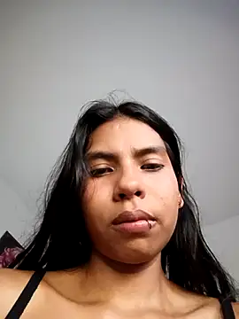 Webcam Model (_NaughtyNara)  is live.Free join now!