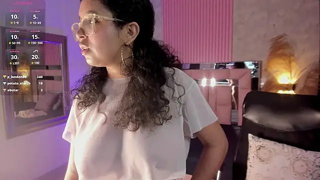 griselle_rousse - Griselle_rousse's free webcam - UK Sex Cams