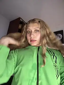 Webcam Model (_Danna)  is live.Free join now!