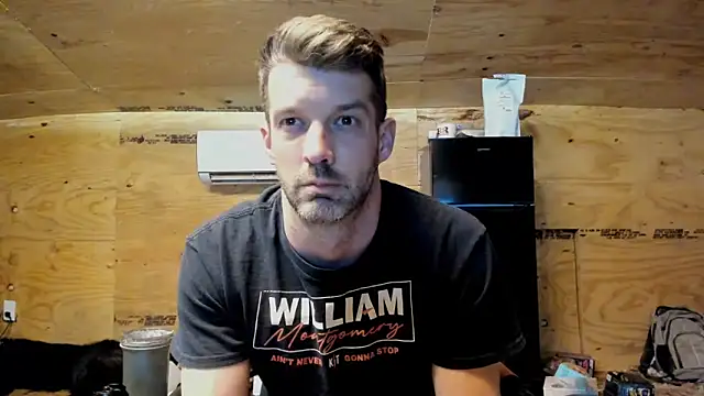 kenny_kyle (Ask my age) - naked 5 mins