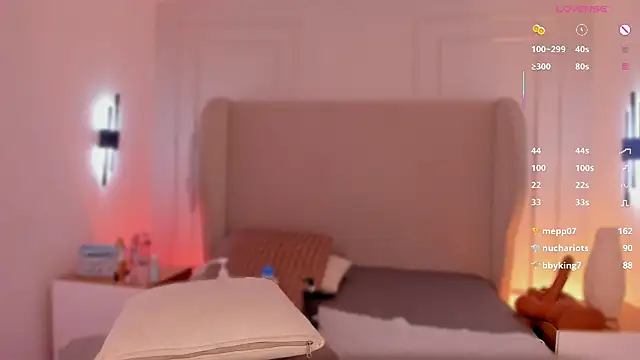 luisah_ (F young) - ⭐MESSY DEEPTHROAT + GAG⭐