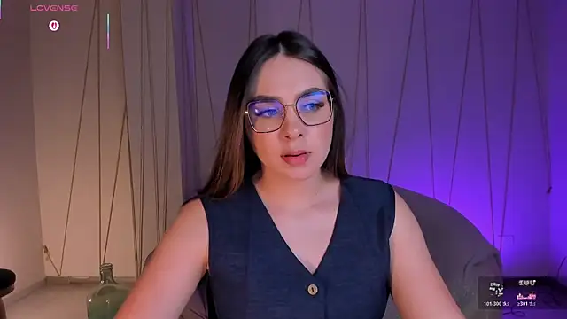 eloisaolivero (F young) - 💖Play boobs + spit💋