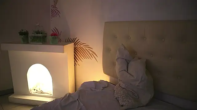 daisha_riley (F young) - 🍑 Naked Ass Close Up