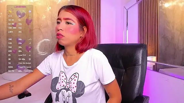 XimenaReid webcam stripchat model stream image