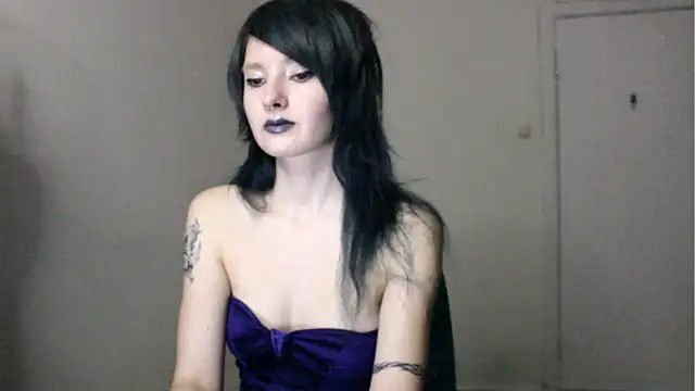 midnightsiren777 webcam stripchat model stream image