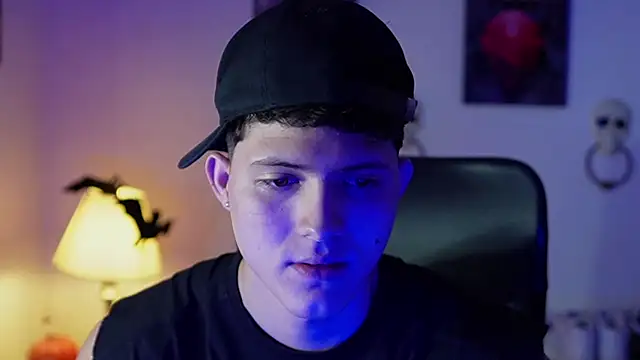 hazzan_velez - Hazzan_Velez's free webcam - UK Sex Cams