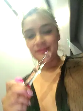 nicolediior (F young) - fuck with didlo