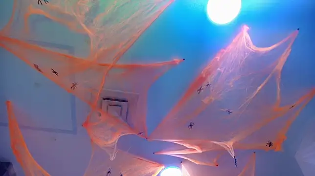  hannah_teehn chat room