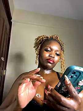 Webcam Model (Mistress__)  is live.Free join now!