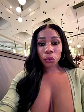 Belle___'s Stripchat show and profile