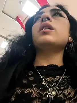  Lila_Desiree chat room