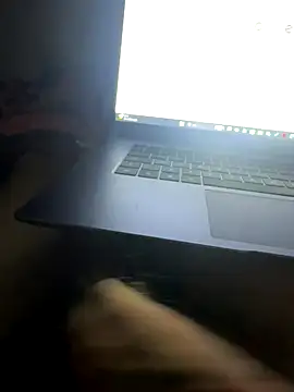 Emr61_ live cam screenshot male on SexOnline.pics – Live Cam Recordings, GIFs & Pics