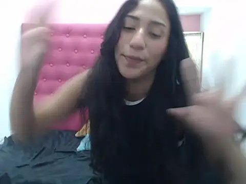  LuluXwithy chat room