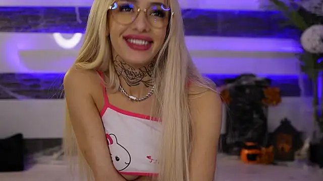  blondie_muller chat room