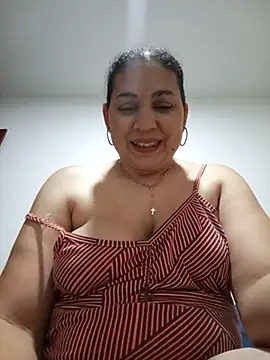 Webcam Model (MirandaSoto)  is live.Free join now!