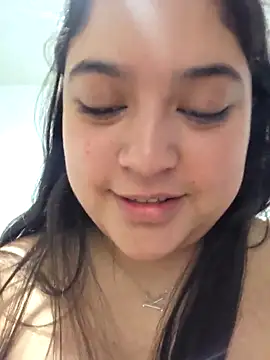 Webcam Model (Khloekiss)  is live.Free join now!