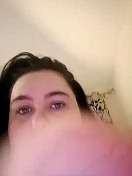 Webcam Model (Maya_29x)  is live.Free join now!