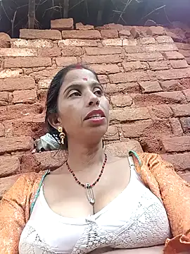 Webcam Model (ALLESA_QRAN)  is live.Free join now!