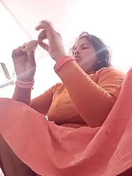 Webcam Model (Hott_locky)  is live.Free join now!