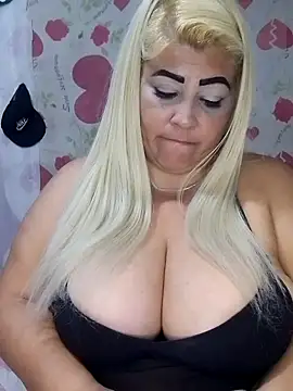 Webcam Model (BonniAdams)  is live.Free join now!