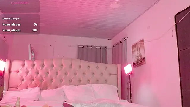 anniek (F milf) - squirt show