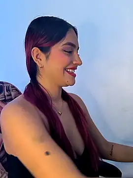 soficastro09_ (F young) - 💛 Hi Sofi 💛 Show tits 🍒✨