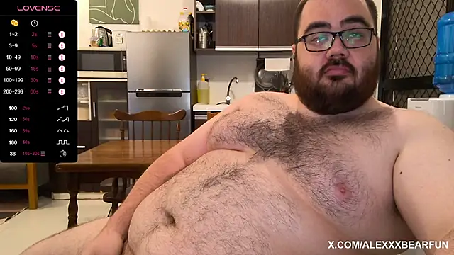alexxxbear (M young) - Cum Show