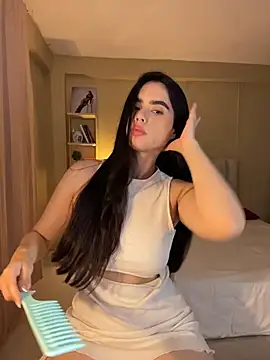 Webcam Model (Mavi_Coless)  is live.Free join now!