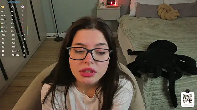 lubastadt (F young) - Flash boobs♥