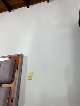 melyescobar (F young) - Plug anal and spanks ass