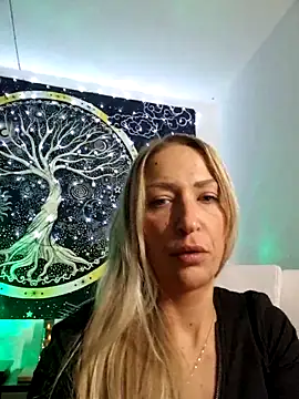 -jeany- (Ask my age) - Massage my Nipples 3 min