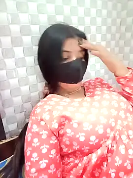 Webcam Model (True_love_02)  is live.Free join now!