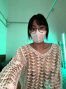 ___suri (F young) - Get Naked